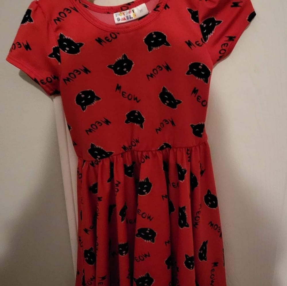 2t dot dot smile dress